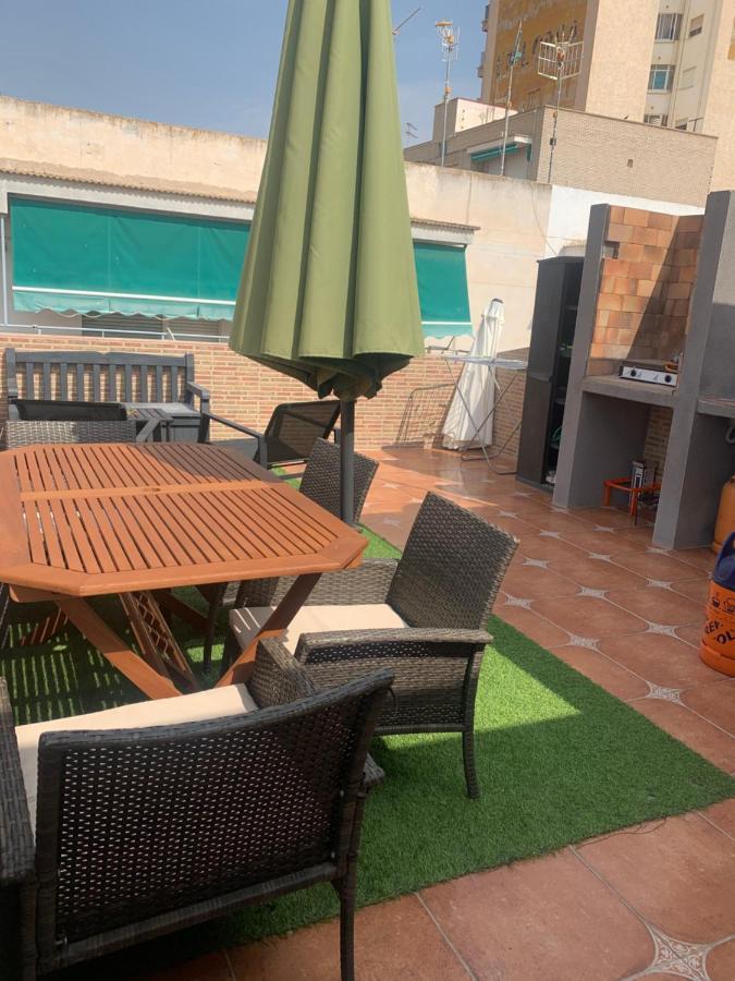 Con Terraza Cerca Del Paseo Maritimo Apartment *